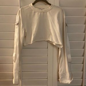 LF cropped long sleeve❄️